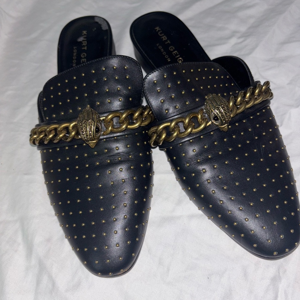 Kurt Geiger Black Mules with Gold Chain Detail 40.5 - Picture 5 of 6